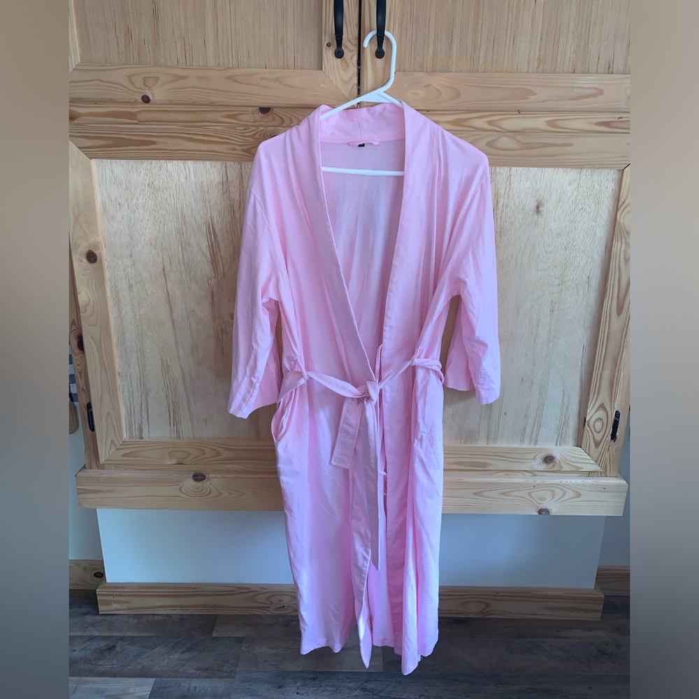 Unbranded pink belted seasonal robe size M